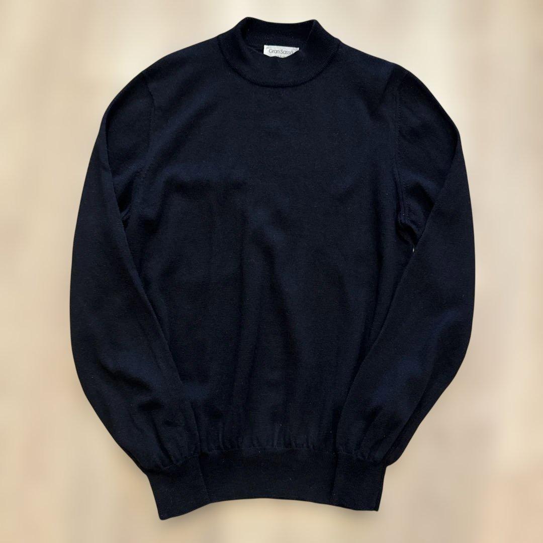 グランサッソ　モックネックニット