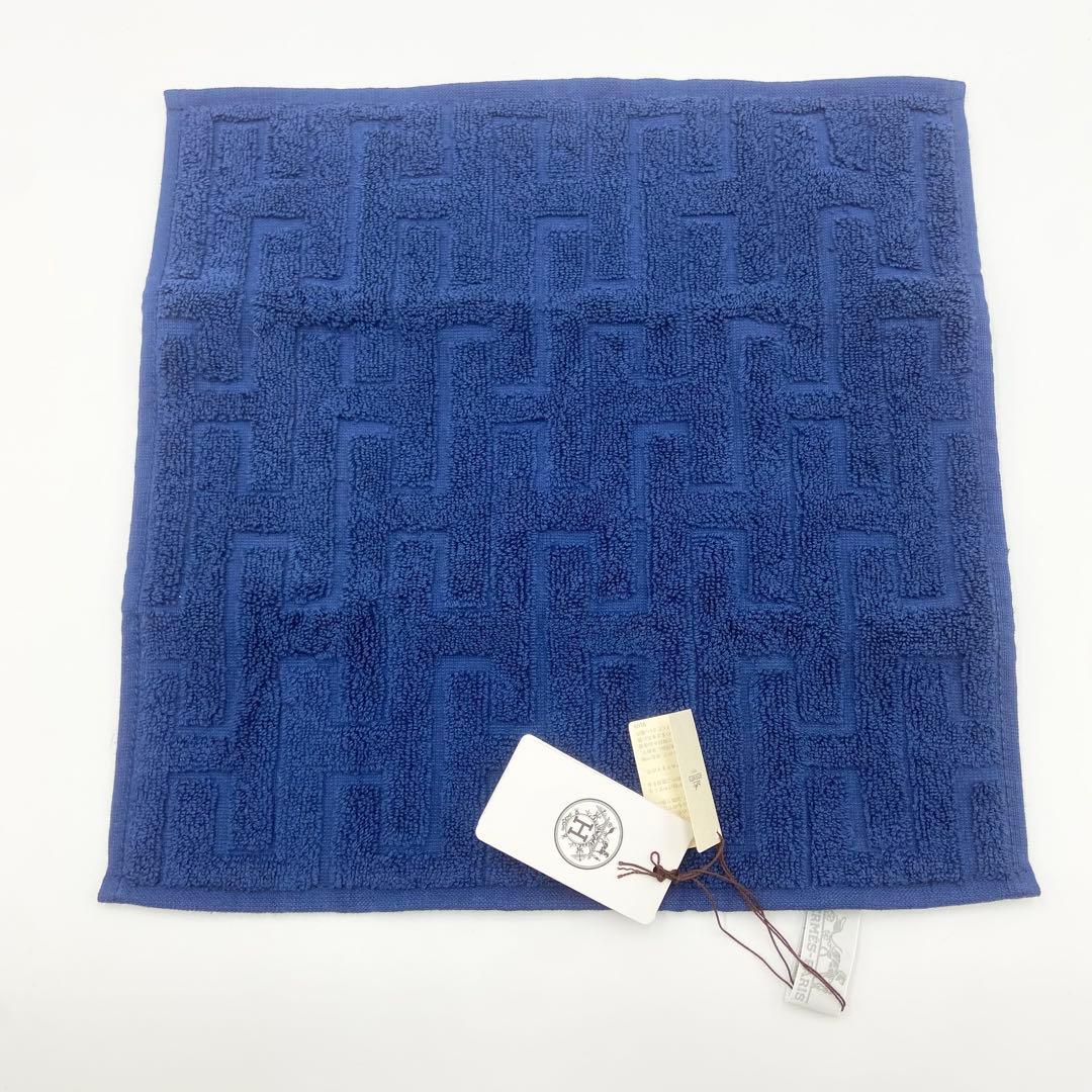 新品未使用　HERMES エルメス　ハンカチ　コットン　2枚セット　白×紺