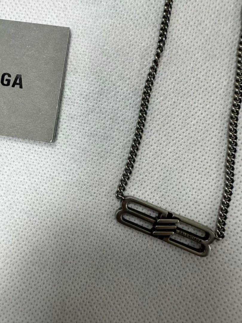 BALENCIAGA チェーンネックレス ロゴプレート付き　新品同様