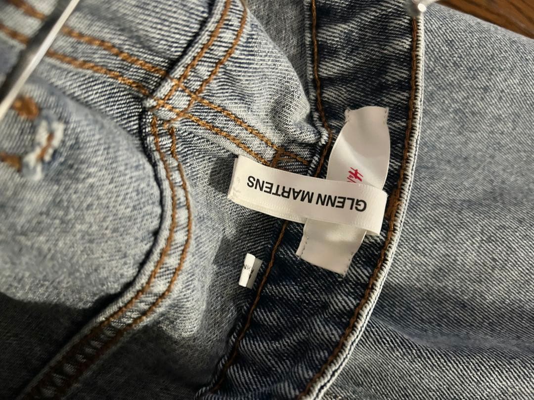 サイドスリットワイドデニム　グレンマーティンス　h m glenn