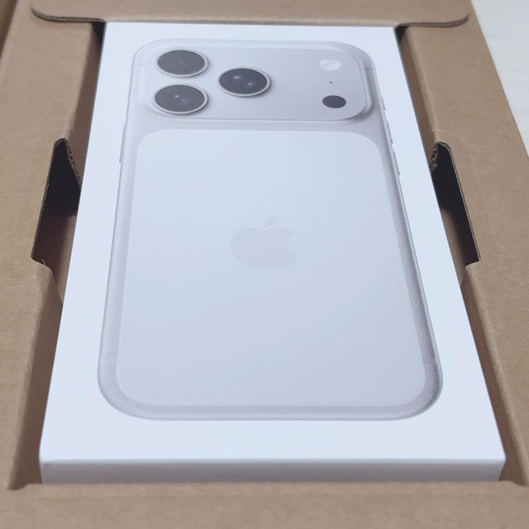 【新品未使用】iPhone 17Pro 256GB シルバー 本体