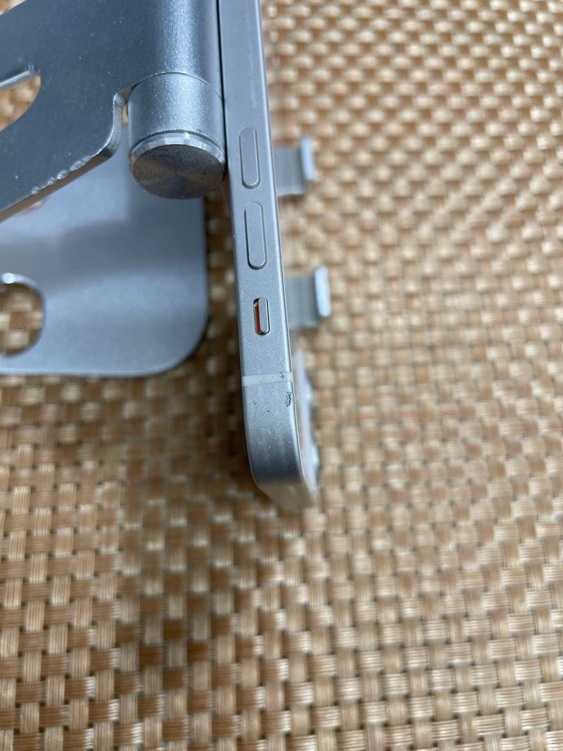 iPhone 12 mini 128 GB ホワイトSIMフリー【7397】