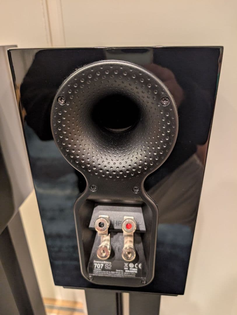 K114　B&W 707 S2 スピーカー