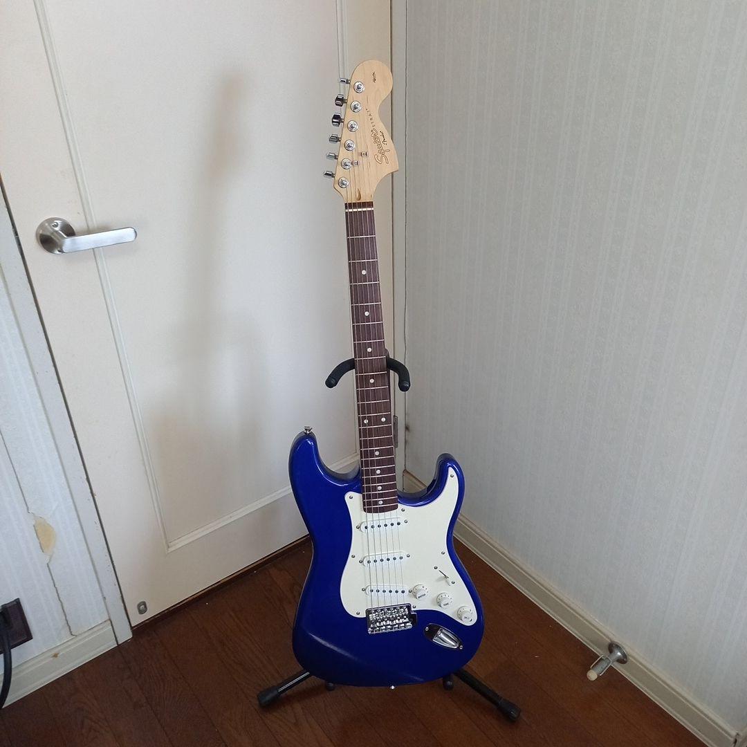 『美品』金文字ロゴSquier By Fender Affinity STRAT
