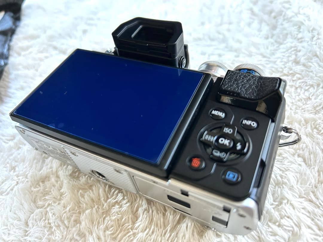 OLYMPUS OM-D markⅢ 茶レザーストラップ レンズ2個セット