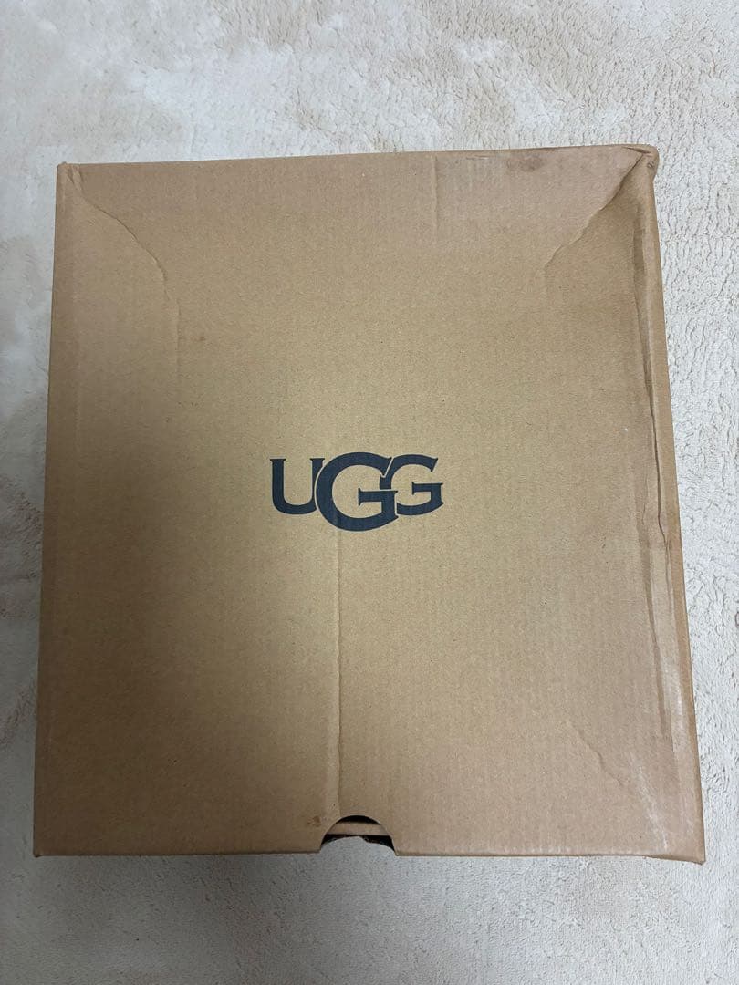 新品未使用！UGG ブラック ムートンブーツ　黒　24cm