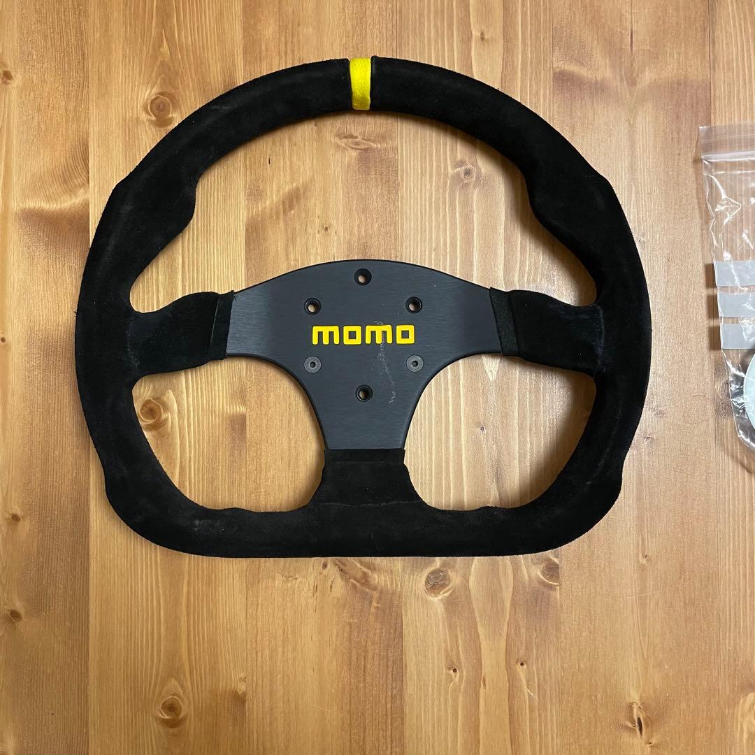 MOMO (モモ) 競技専用ステアリングホイール　 Dシェイプ　ステアリング