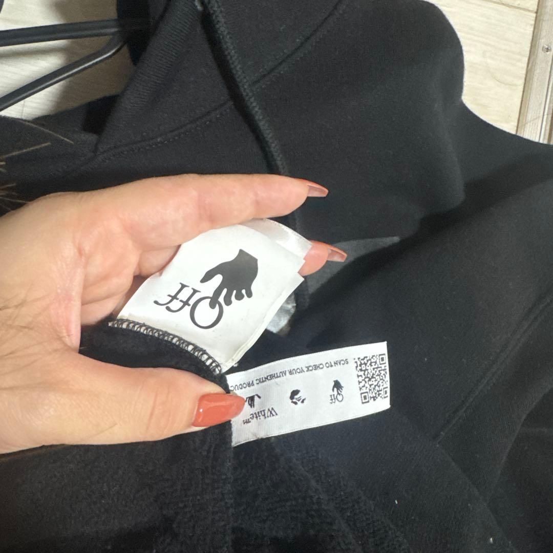 【即購入大歓迎】off white パーカー