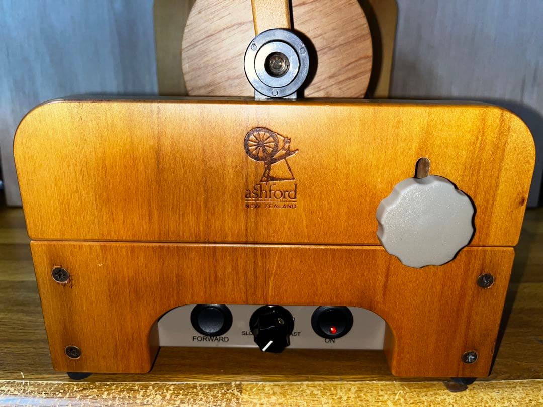 アシュフォード電動スピナー（糸紡ぎ機）