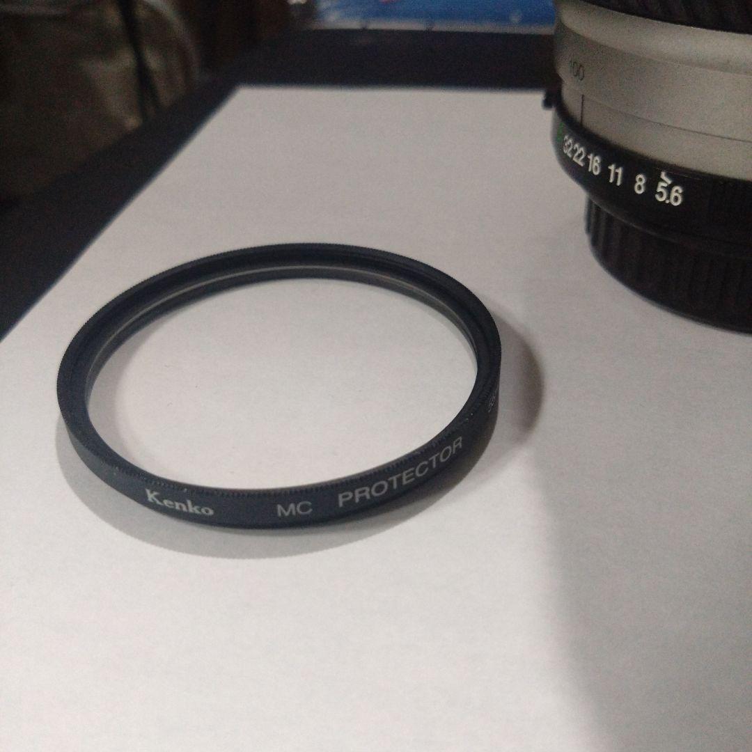 Tokina 100-300mm 望遠ズームレンズ f/5.6-6.7