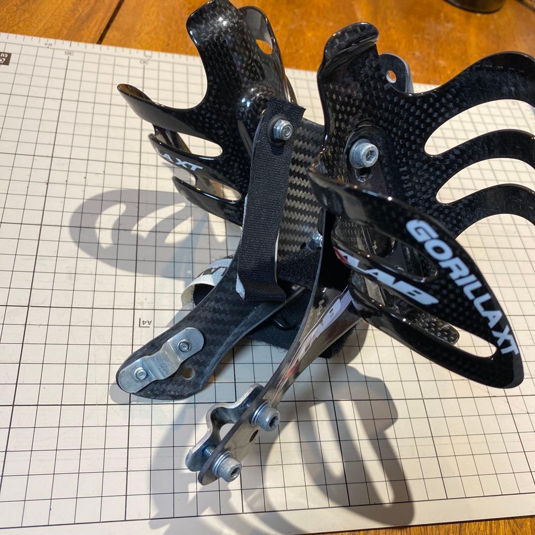 XLAB carbon wing 400i ボトルケージ２個セット