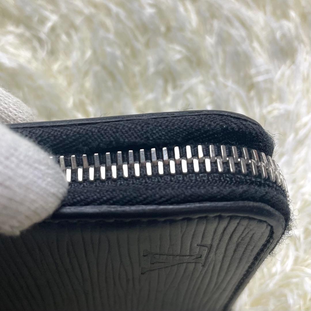 ルイヴィトン ジッピーウォレット ヴェルティカル タイガ ブラック