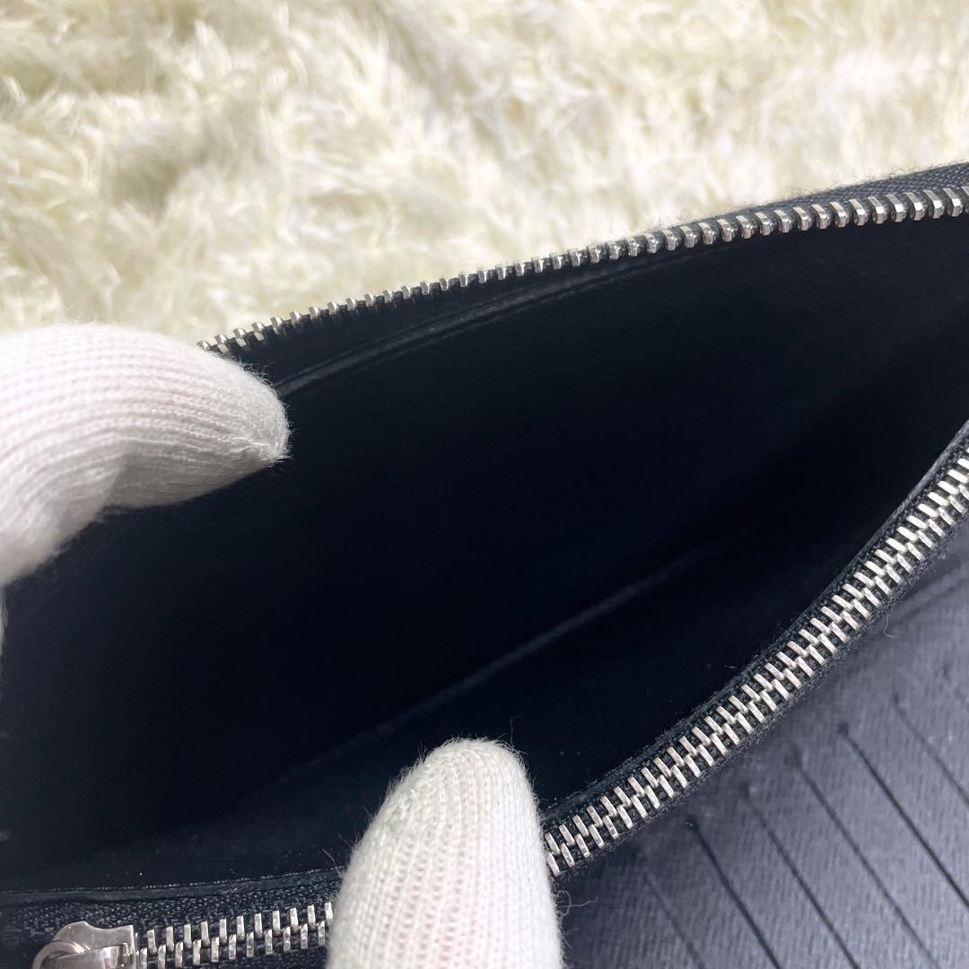 ルイヴィトン ジッピーウォレット ヴェルティカル タイガ ブラック