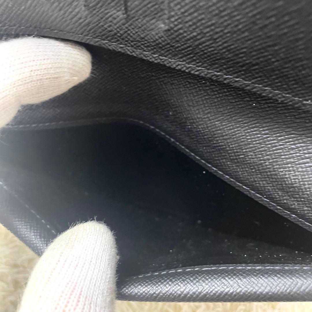 ルイヴィトン ジッピーウォレット ヴェルティカル タイガ ブラック