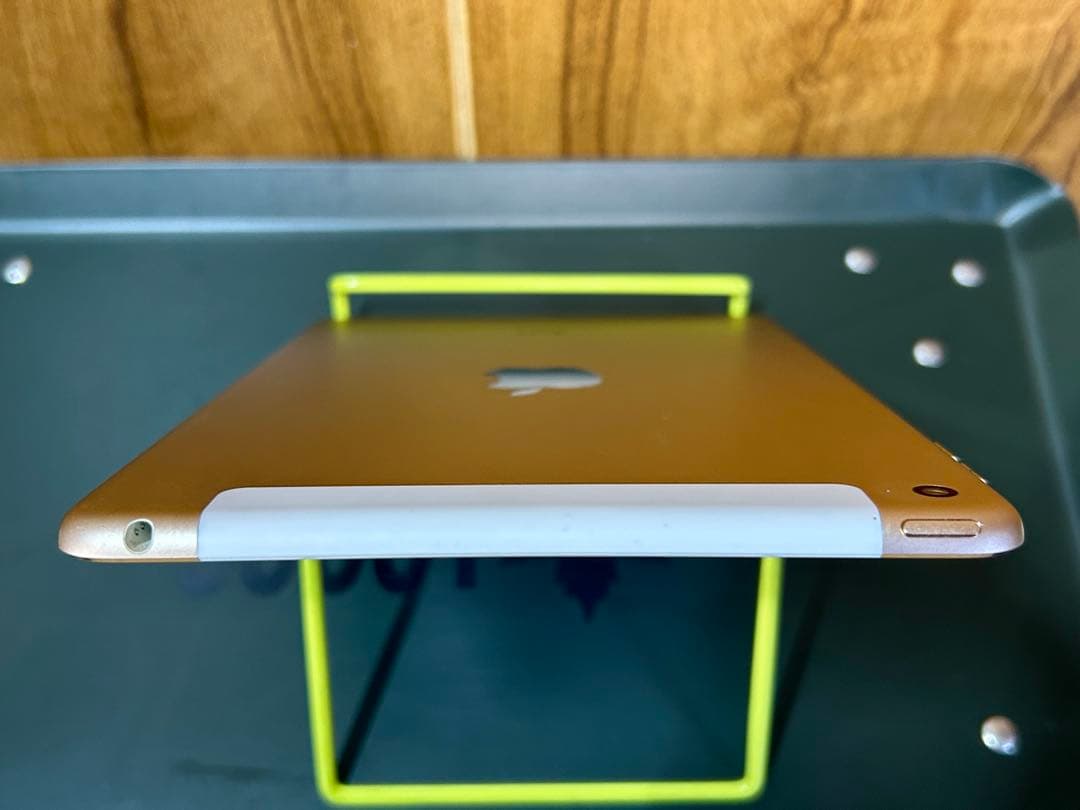 【フウタン】 iPad mini 4 Wi-Fi Cellular