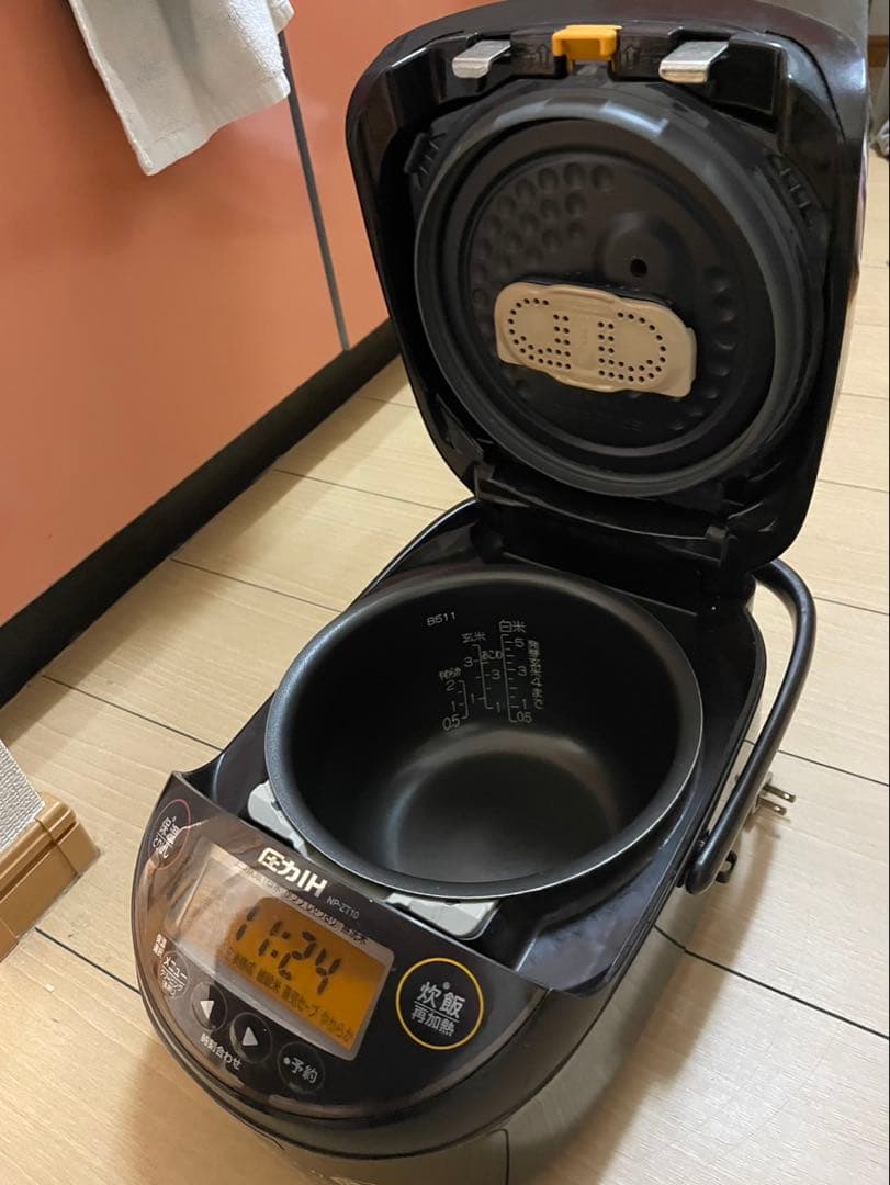 ZOJIRUSHI☆限定商品☆ 圧力IH炊飯ジャー　極め炊き(ダークブラウン)
