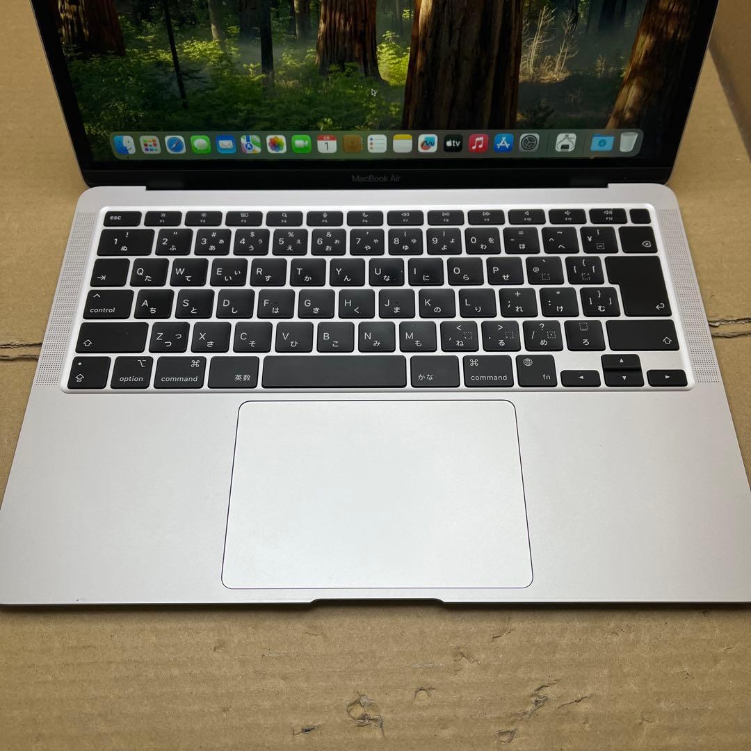 MacBook Air（M1,2020） 13.3インチ　シルバー　A2337
