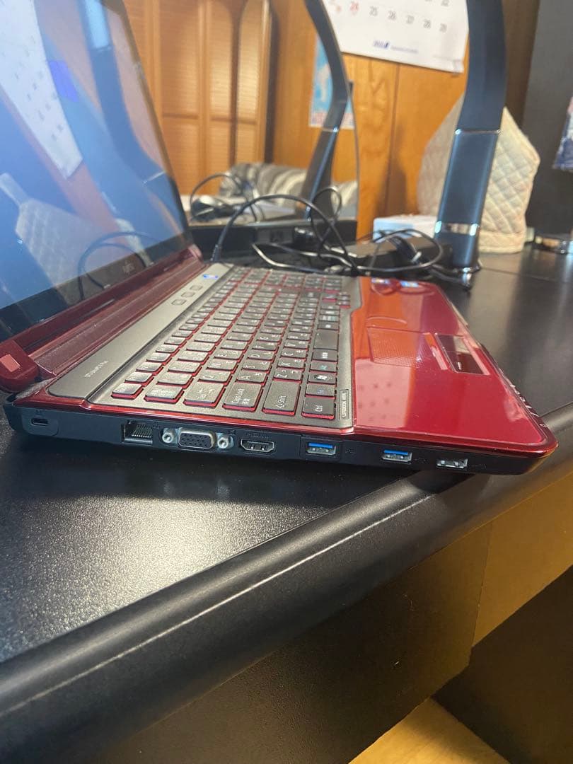 富士通　LIFEBOOK AH77/G レッド　RAM 16.0GB