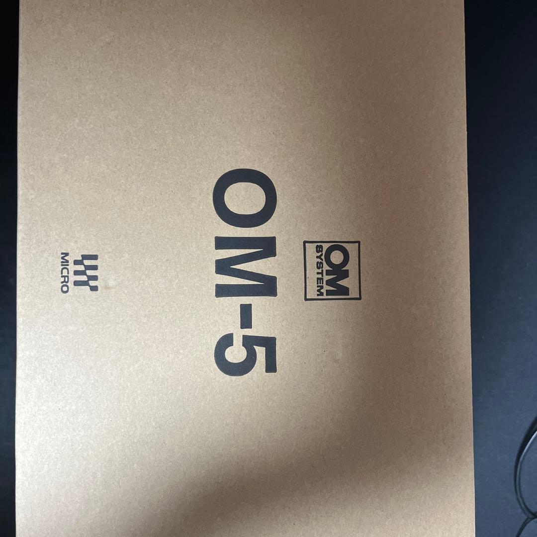 最終値下げOM SYSTEM OM-5 ミラーレスカメラ 本体