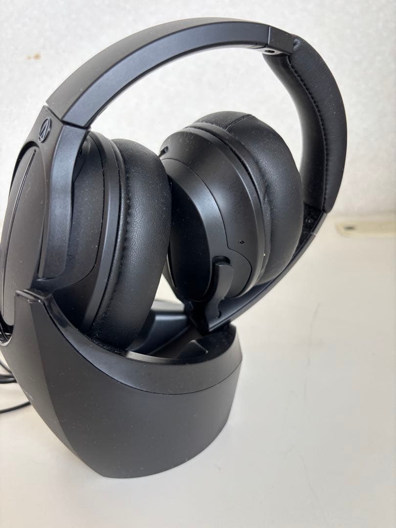 【未使用に近い】ワイヤレスヘッドホン　オーディオテクニカATH-DWL550