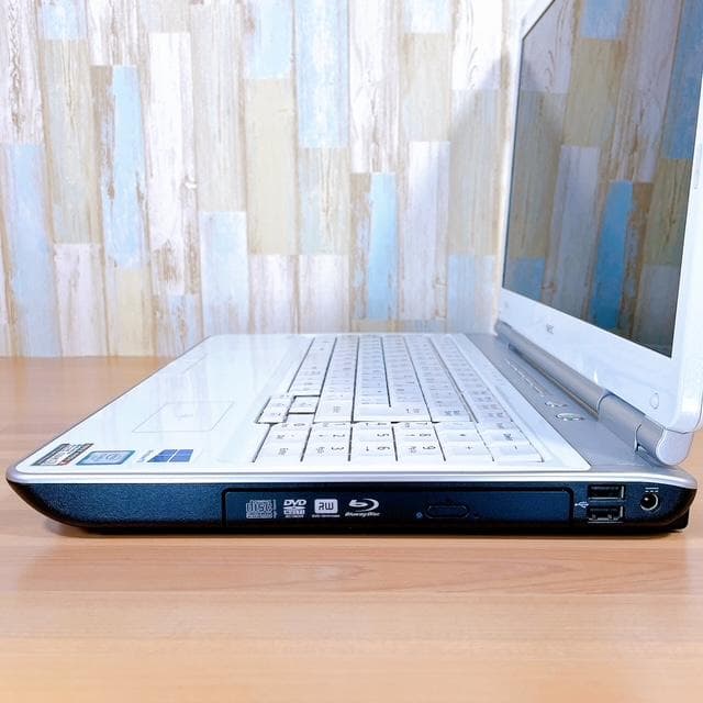 すぐ使える！ノートパソコン/大容量SSHD1000GB/Corei5/大画面