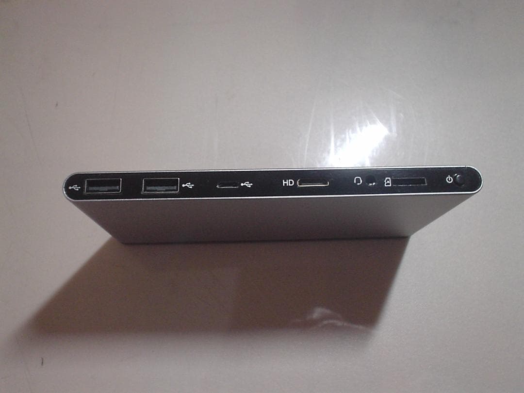 稀少YUNTAB ミニPC 2GB 64GB Win10 バッテリー内蔵