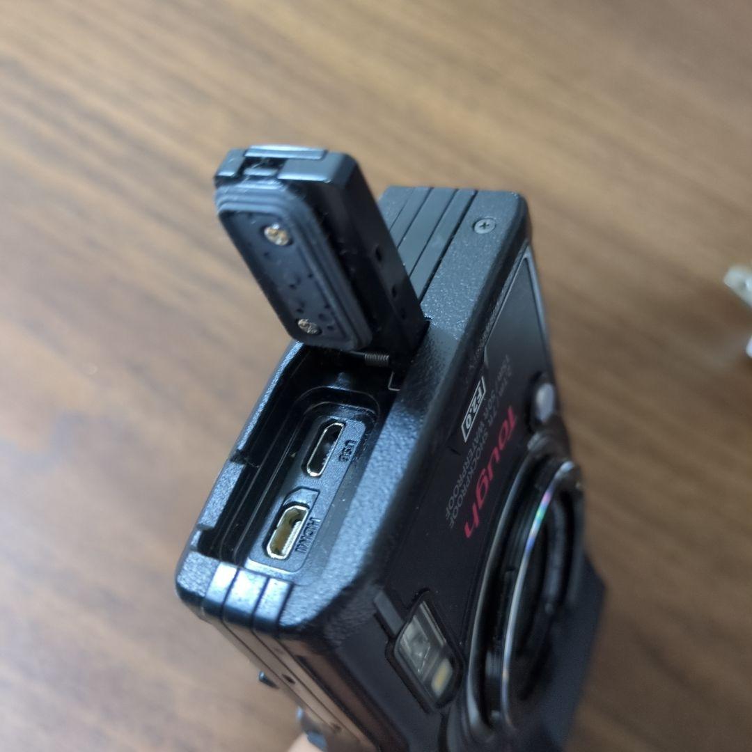 OLYMPUS Tough TG-5 液晶割れ　デジカメ