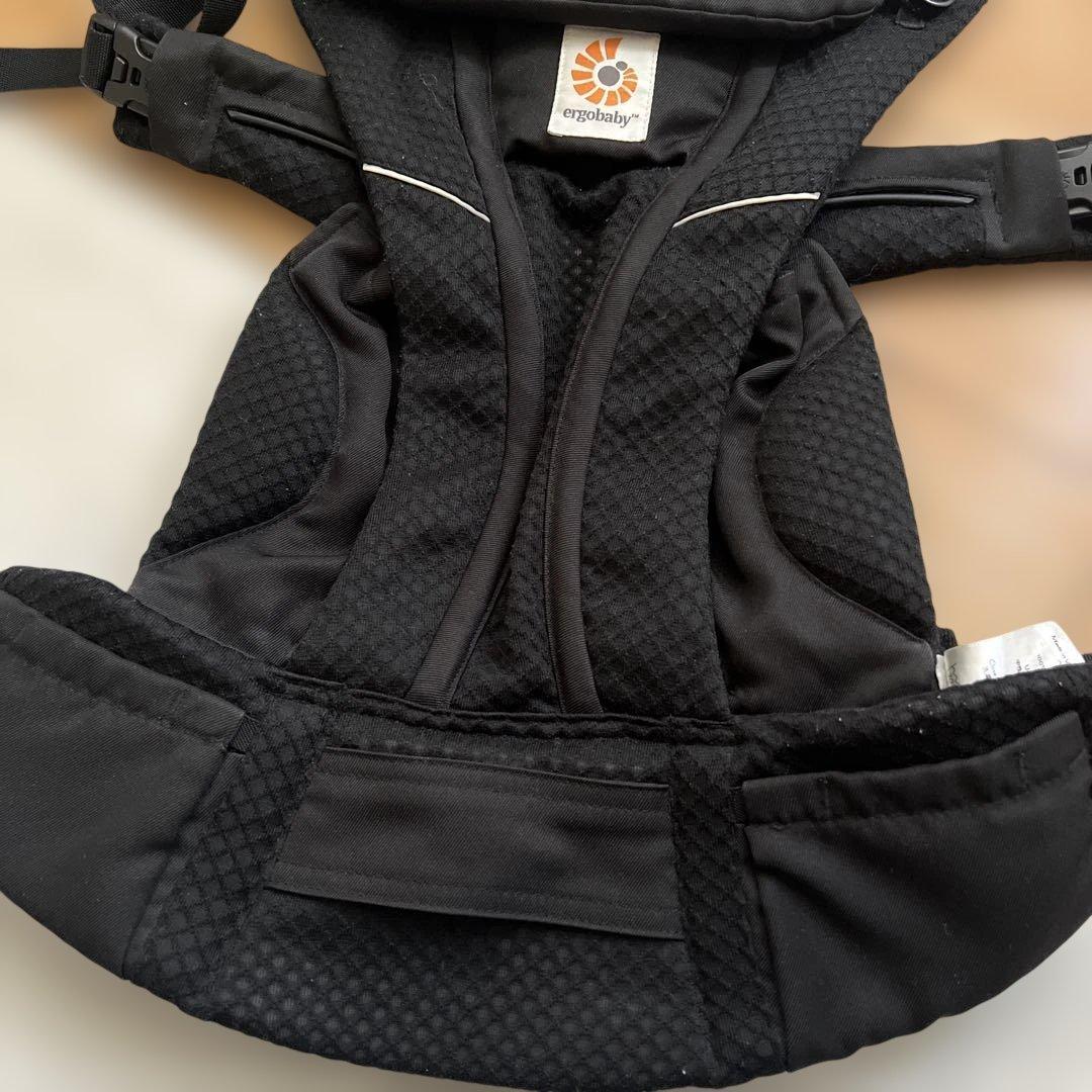 ergobaby 黒メッシュ抱っこ紐