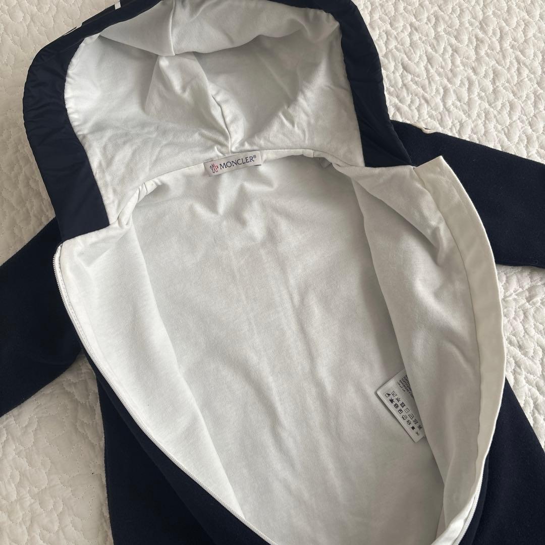 【最終値下】美品 MONCLER フード付きロンパース ネイビー　ハンガー付き