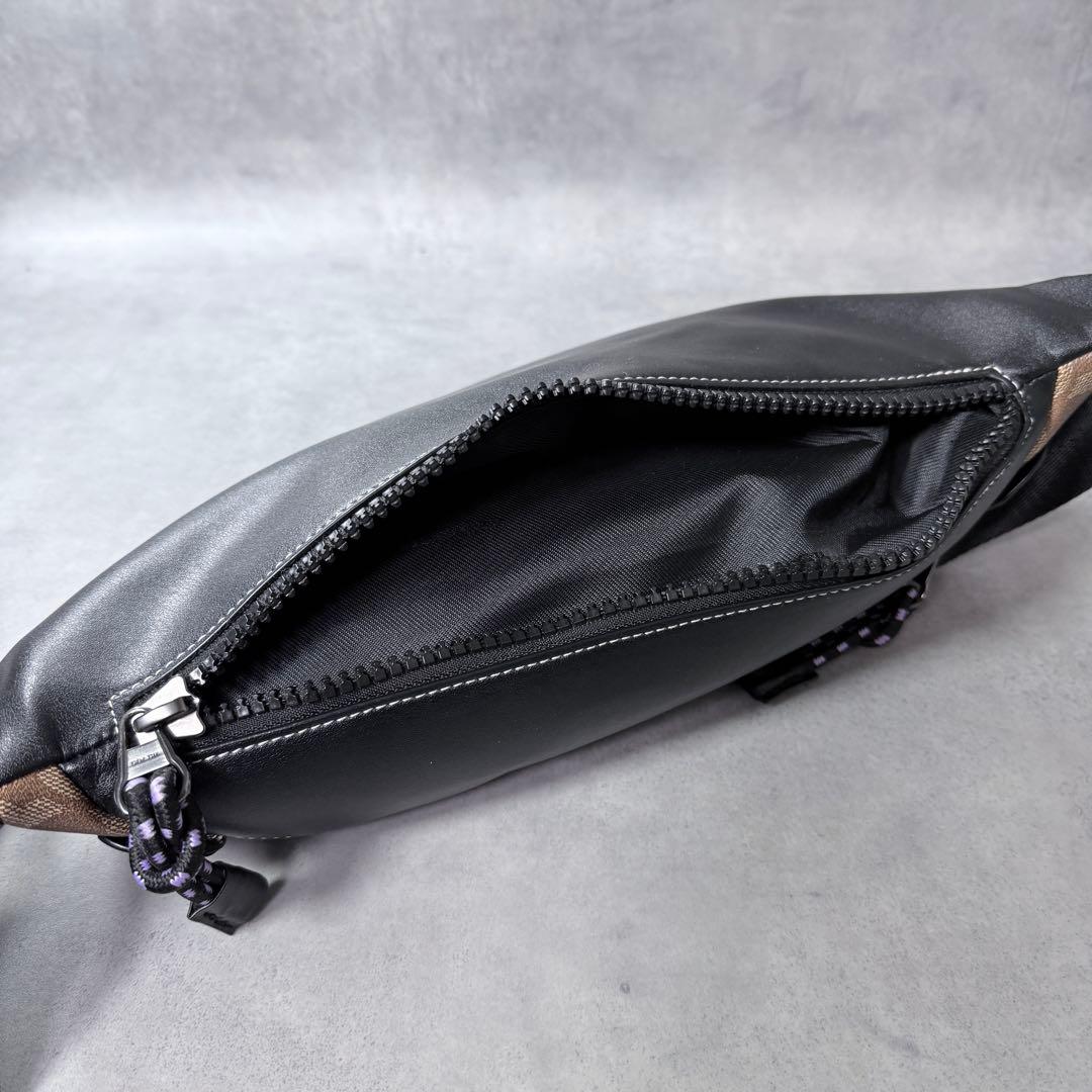 極美品✨コーチ レキシー シグネチャー ボディバッグ ウエストポーチ　コラボ限定