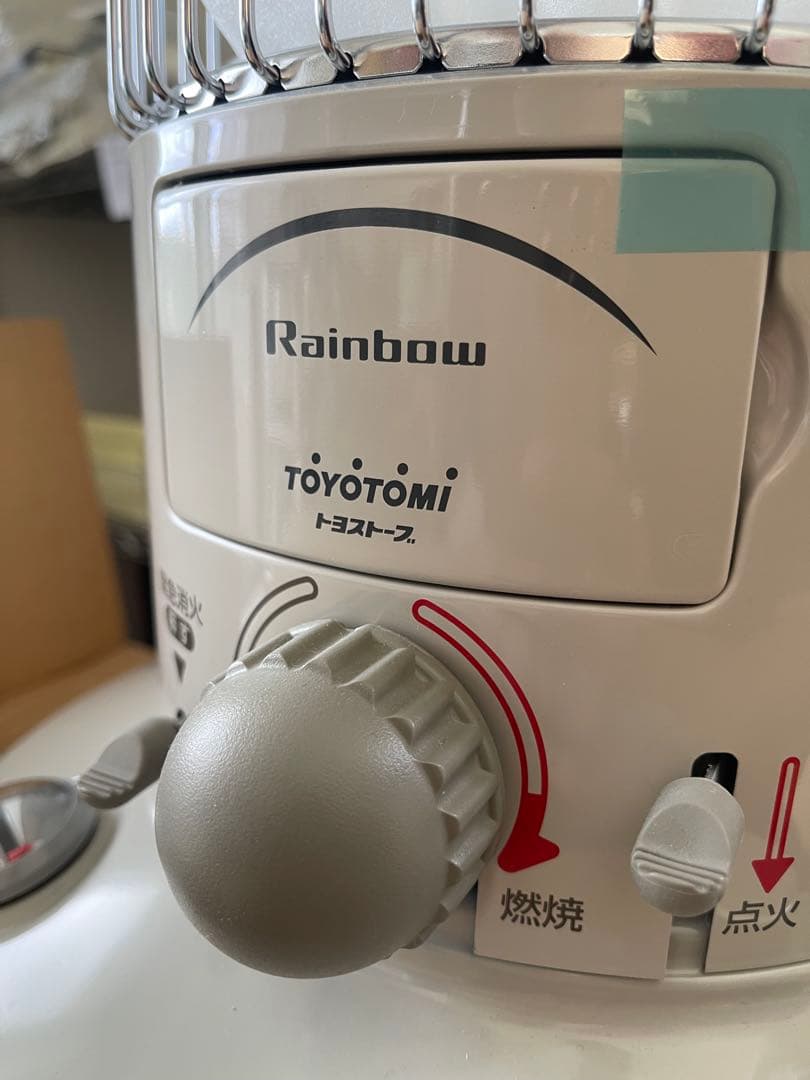 新品未使用　トヨトミストーブ　レインボーRB-25C 2012年製