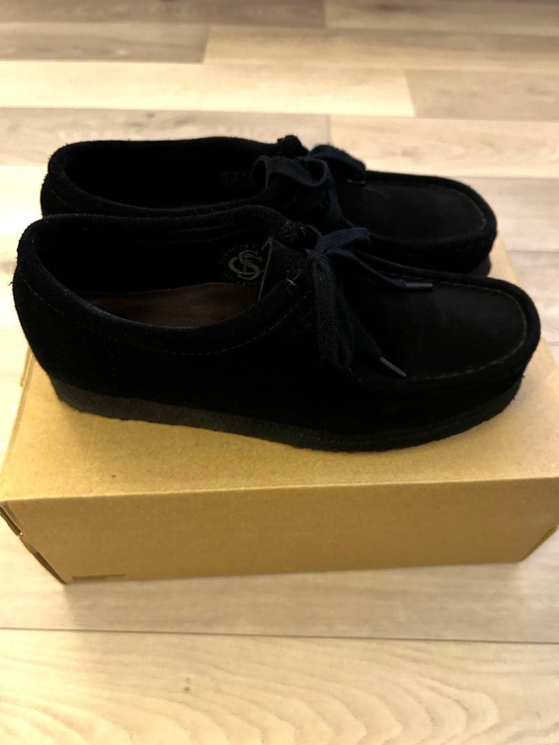 【美品】クラークス ワラビー レディースUK6(25㎝)ブラックスエード