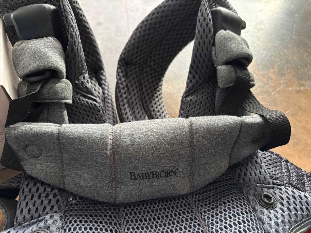 BABYBJORN ベビーキャリア HARMONY メッシュ（アンスラサイト）