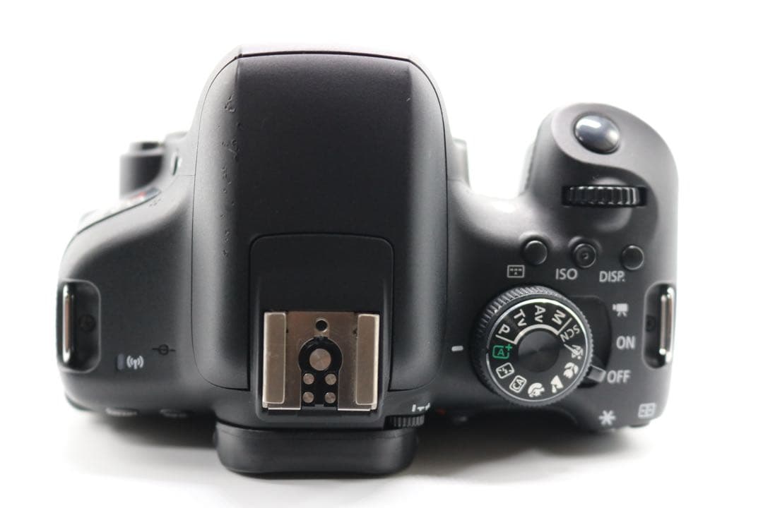 【Canon EOS Kiss X8i ダブルレンズセット】 Wi-Fi搭載