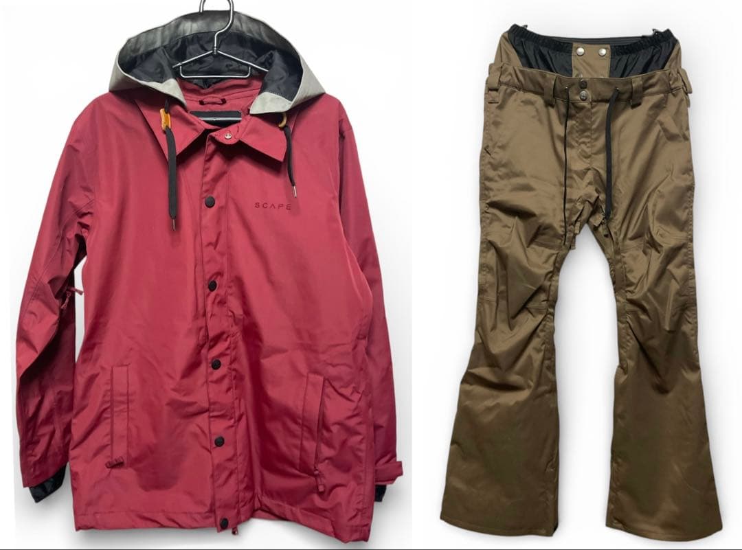 SCAPE×Mark Gonzalesコラボ　スノボウエア　セットアップ
