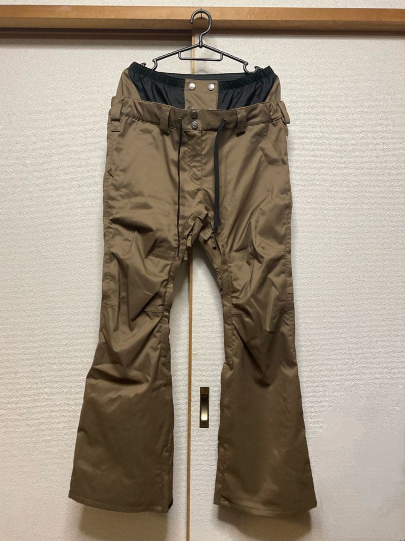 SCAPE×Mark Gonzalesコラボ　スノボウエア　セットアップ