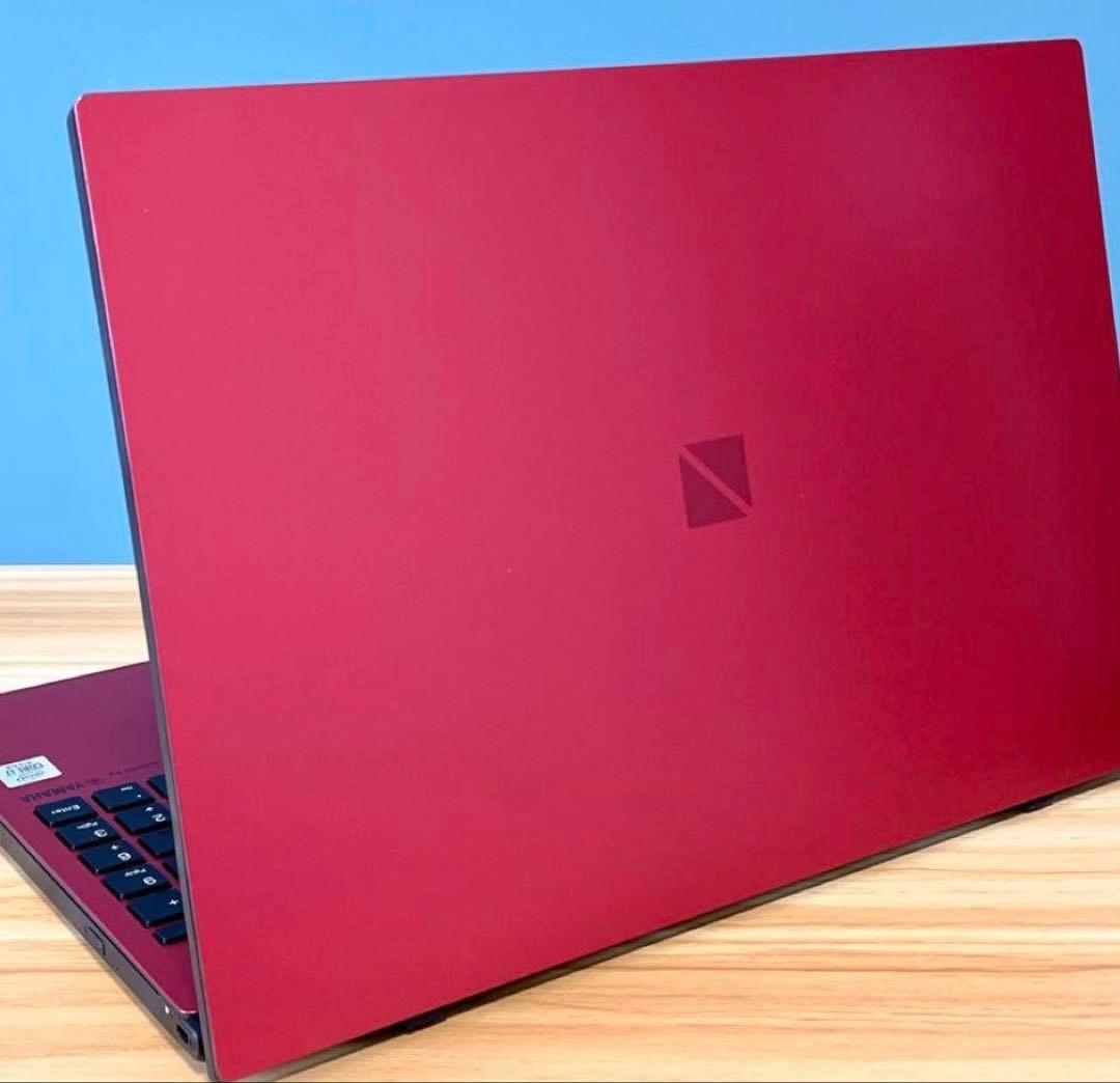 Windowsノート本体 NEC N1575AAR i7-10510U 8GB M.2 SSD 512GB