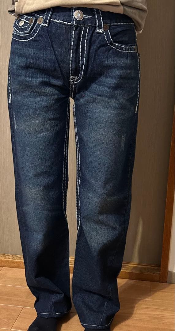 【美品】TRUE RELIGION ジーンズ