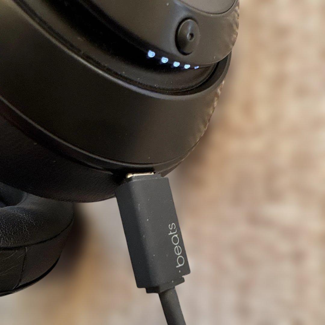 BEATS STUDIO3 WIRELESS ブラック