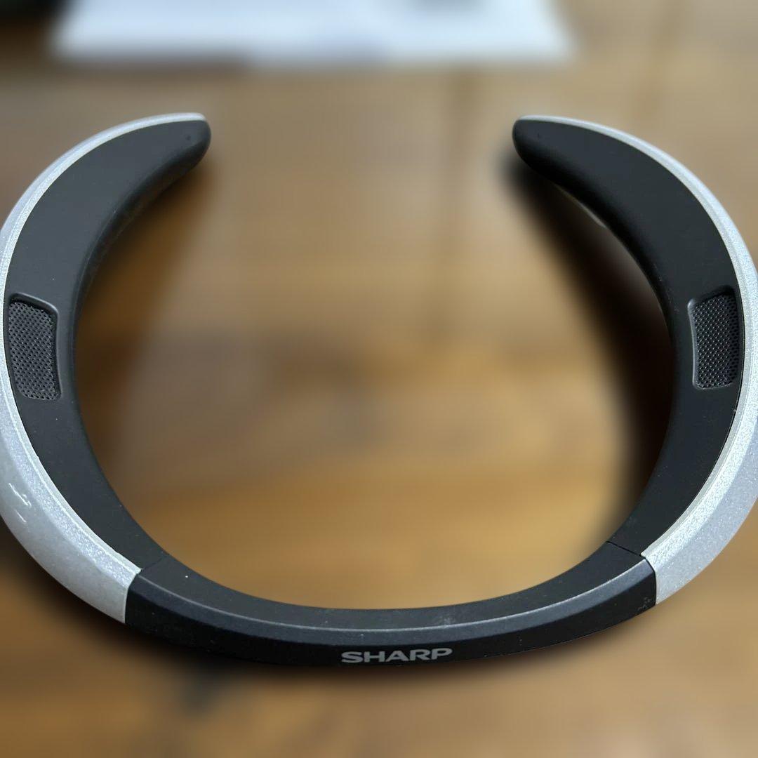SHARP AN-SC1 ウェアラブルAIスピーカー シルバー