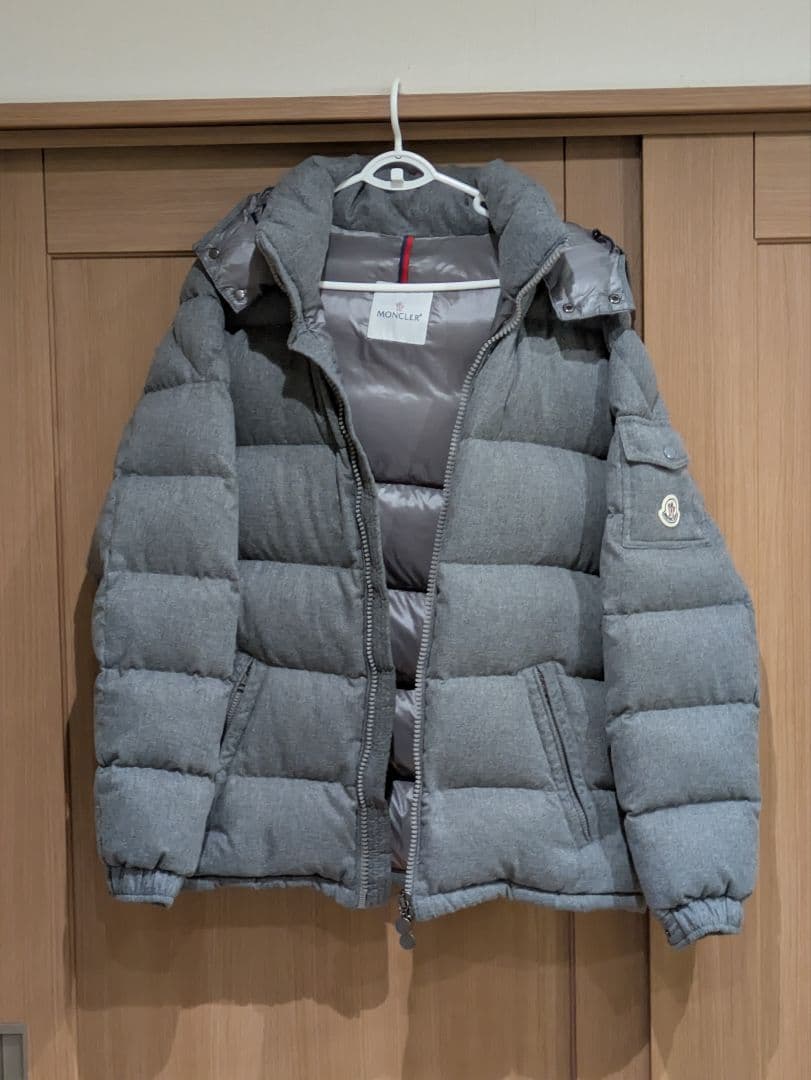 グレー ダウンジャケット 取り外しフード