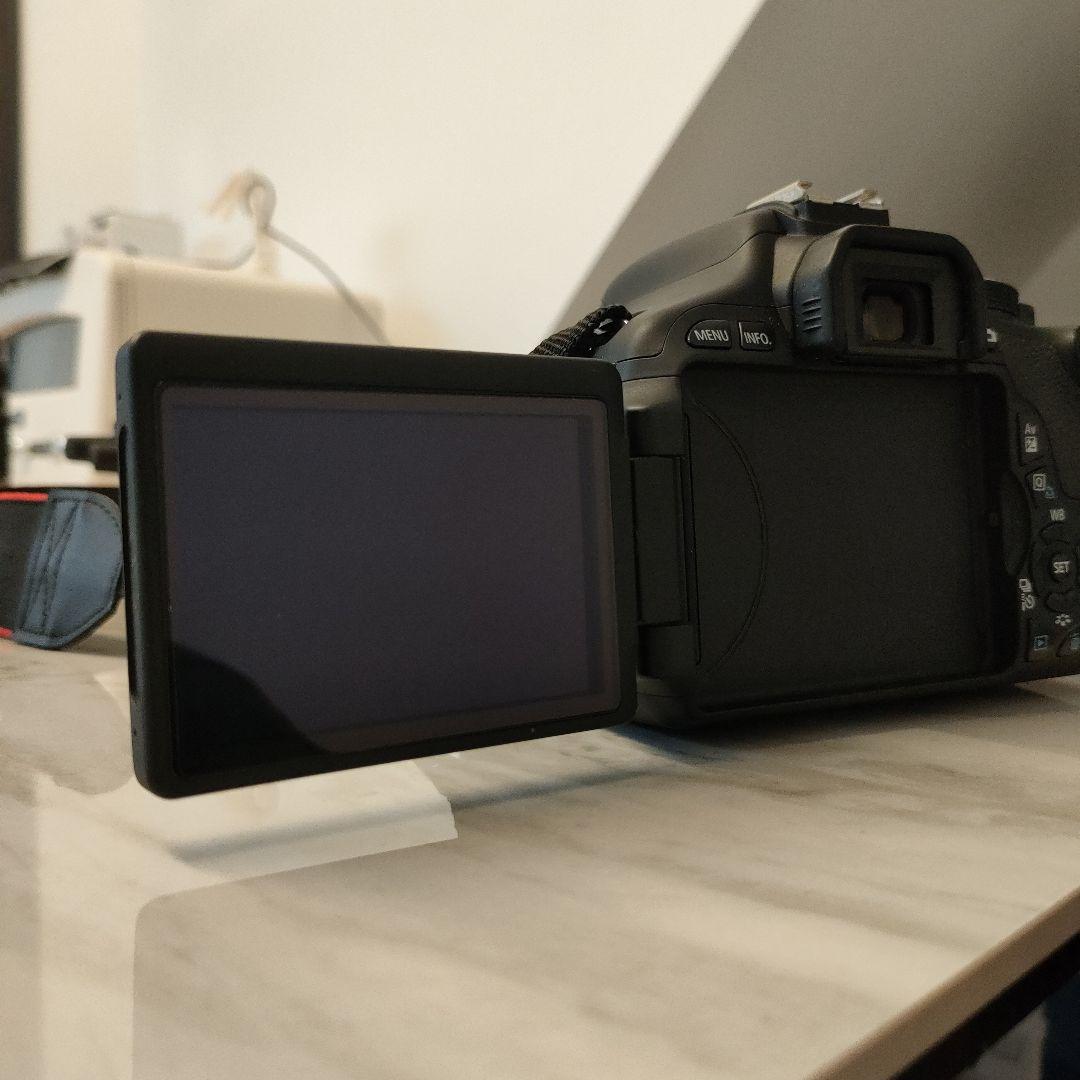 三脚おまけ付き✩キヤノン EOS Kiss X5 ダブルズームキット動作確認済み