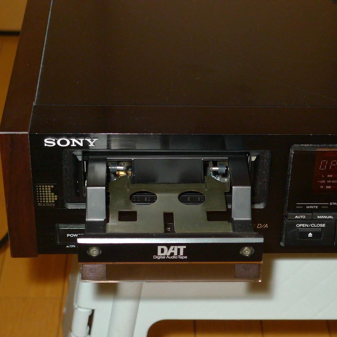 ソニー デジタルオーディオテープデッキ（DAT-500ES・ジャンク）