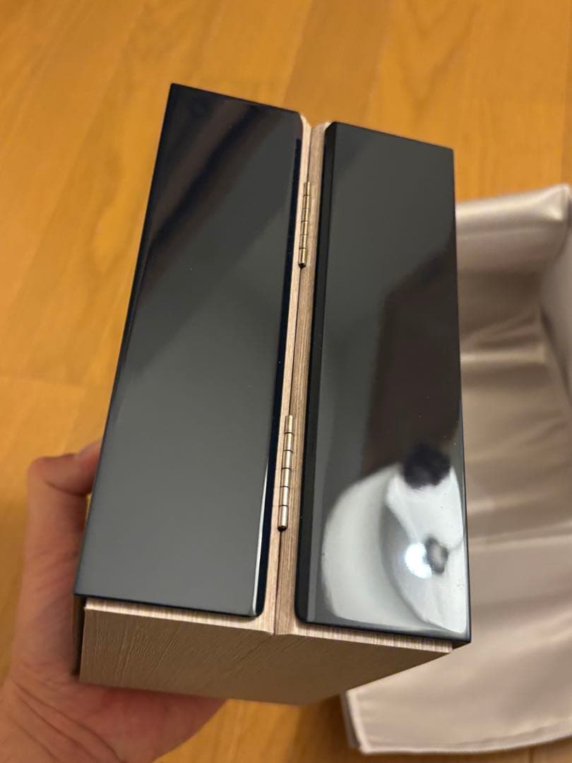 Ulysse Nardin ユリス・ナルダン　時計付属品　箱　冊子　カードケース