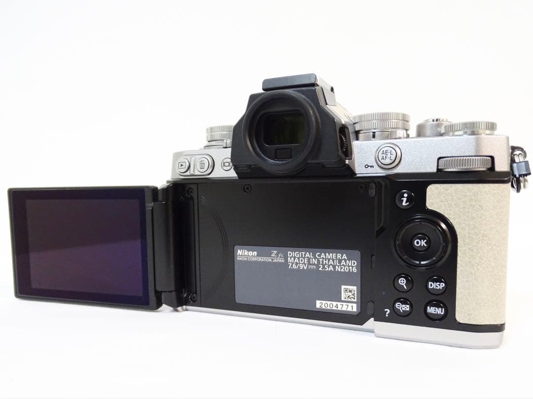 ◆サンドベージュ◆ Nikon Z fc 16-50mm ショット:1,252回