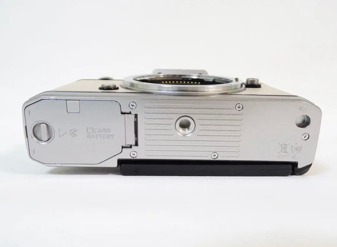 ◆サンドベージュ◆ Nikon Z fc 16-50mm ショット:1,252回