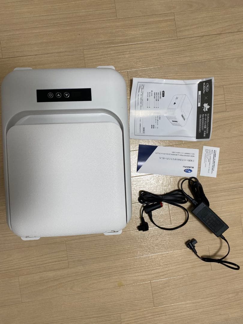 SUBARU × LOGOS ポータブル冷蔵庫・冷凍庫 9L（2025年製）