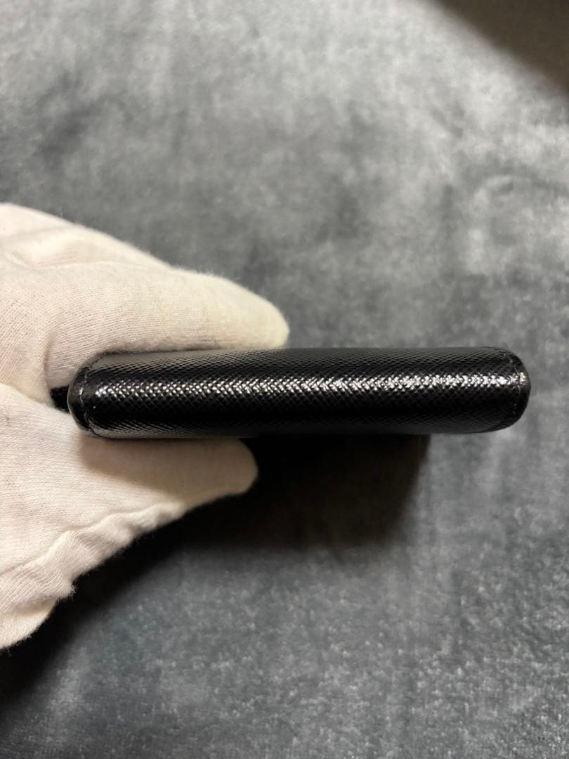 最終価格　PRADAプラダ/トライアングルロゴケース