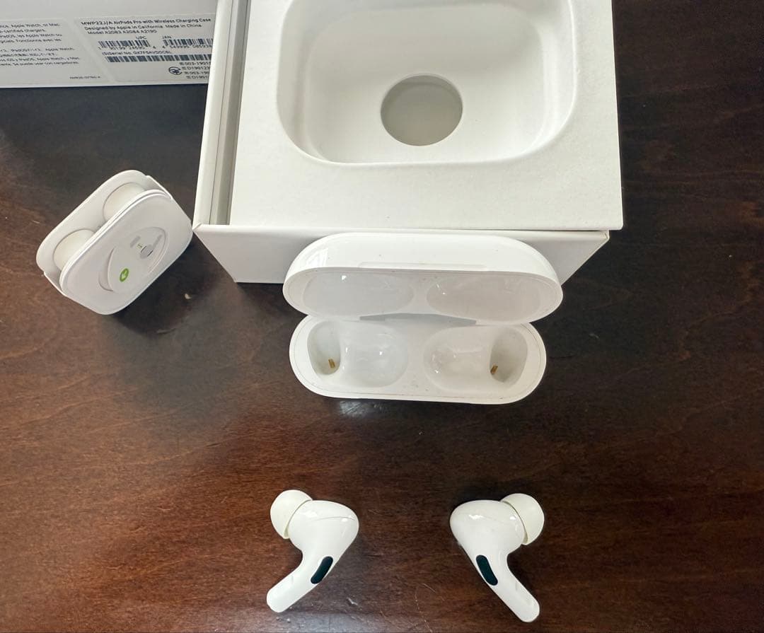 AirPods Pro ホワイト