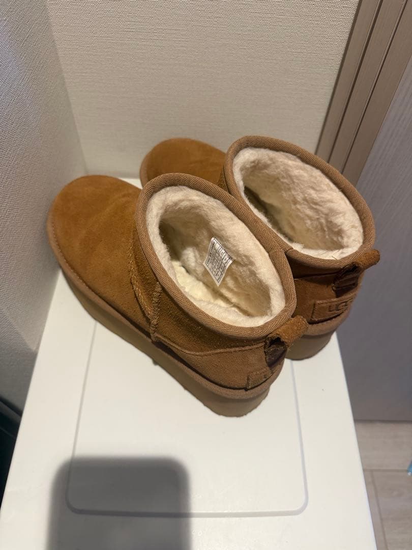 靴 UGG W Classic Ultra Mini Platform 23cm
